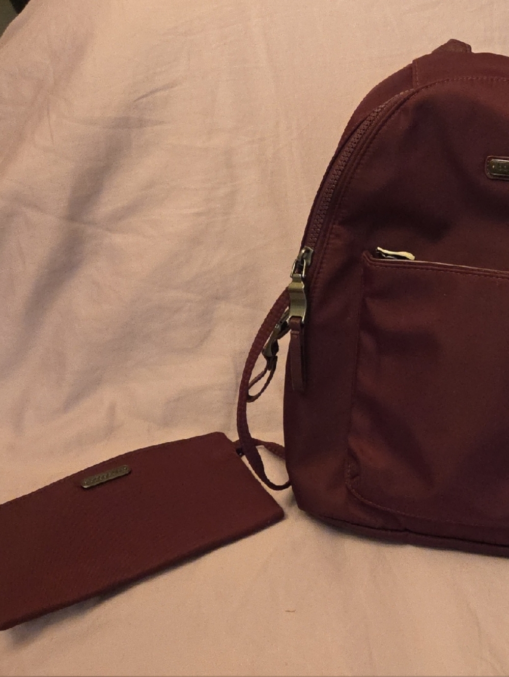 Baggallini Purple/Maroon Backpack Purse Bag with Wristlet